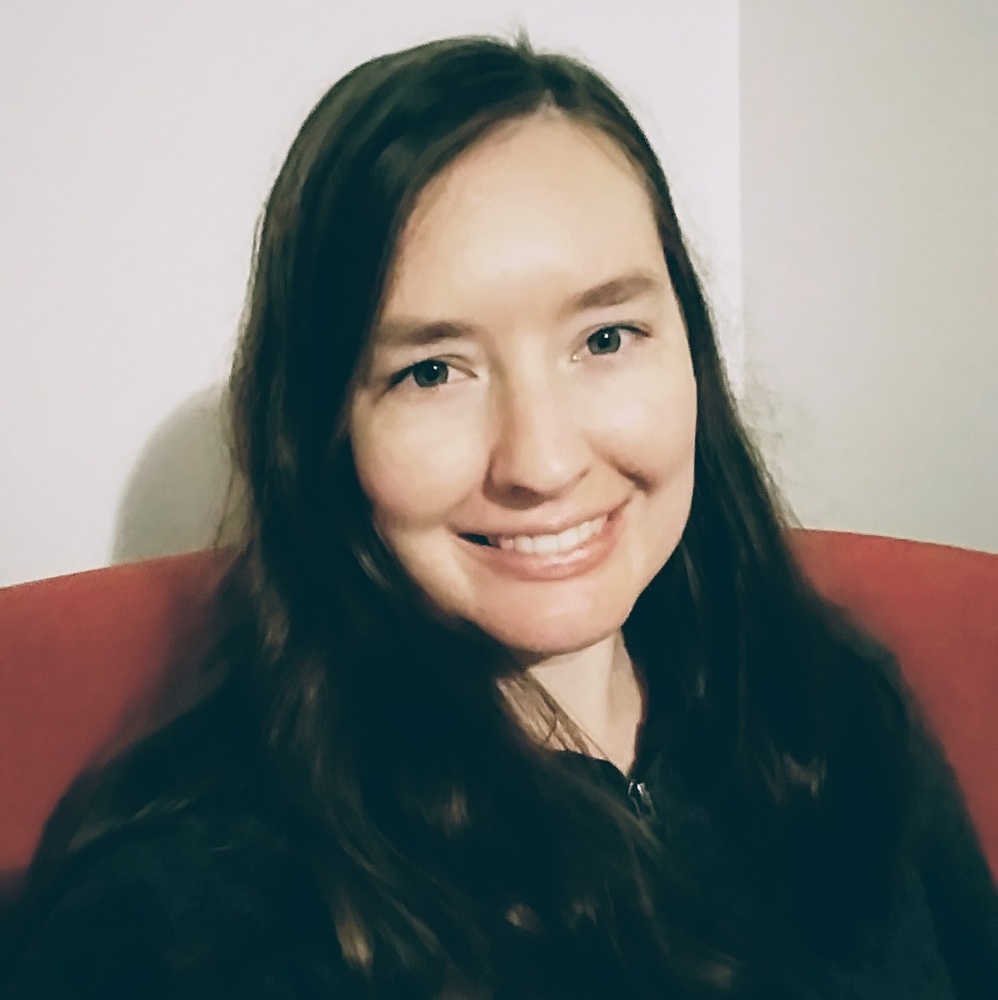 Meet your Posher, Claire